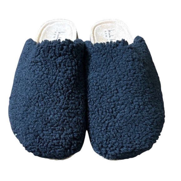 Nicole Miller Black Fuzzy Slippers. New in box - Picture 5 of 6